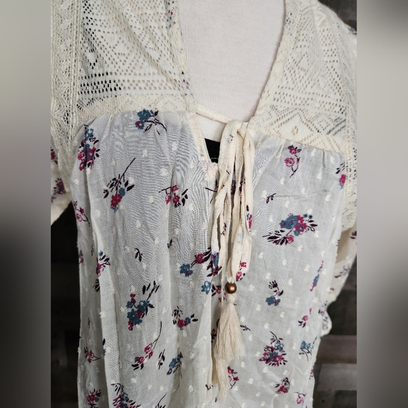 Cottagecore Floral Tunic - Picture 4 of 6
